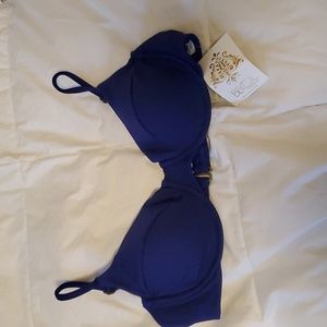NWT BECCA Underwire Bikini top